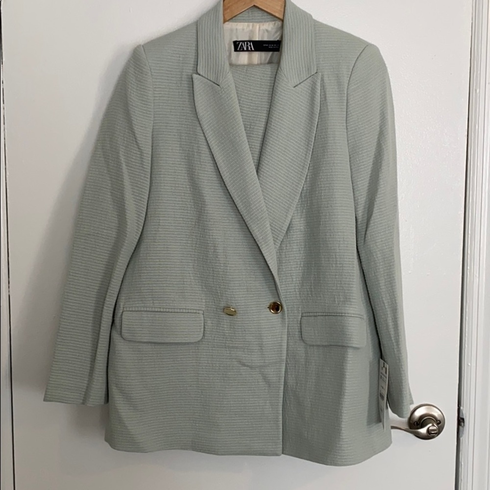 Zara Mint shorts suit